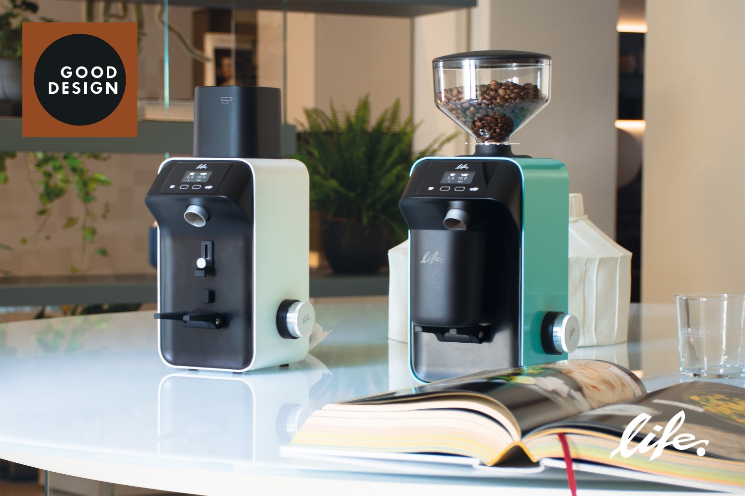 Life coffee grinder wins the Good Design Award!
